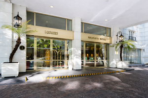 Loi Suites Recoleta Hotel