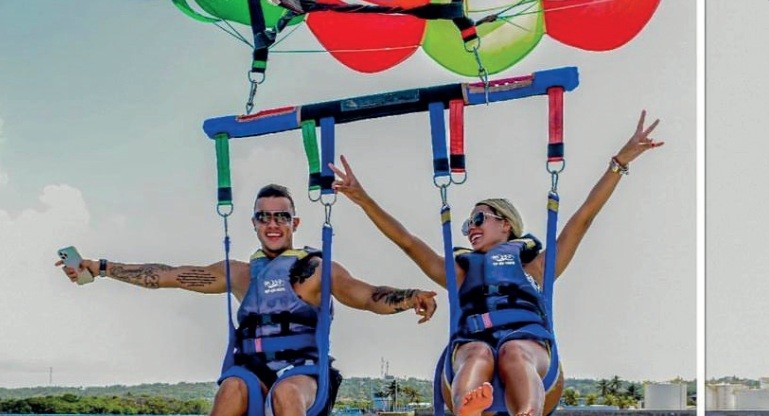 tour parasail