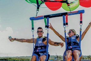 tour parasail